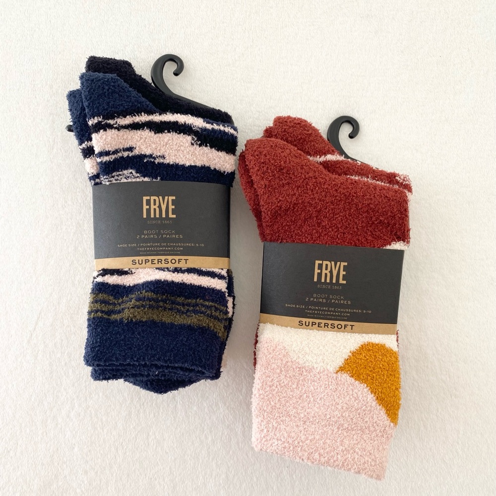 ❗️SOLD❗️Frye socks
